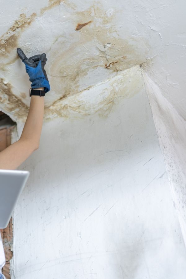 Wasserschaden in Düsseldorf – Rohrfrei – Klempner – Rohrreinigungsdienst – Notdienst – Rohrbruch uvm. Wasserschaden in Düsseldorf - Rohrfrei - Klempner - Rohrreinigungsdienst - Notdienst - Rohrbruch uvm.